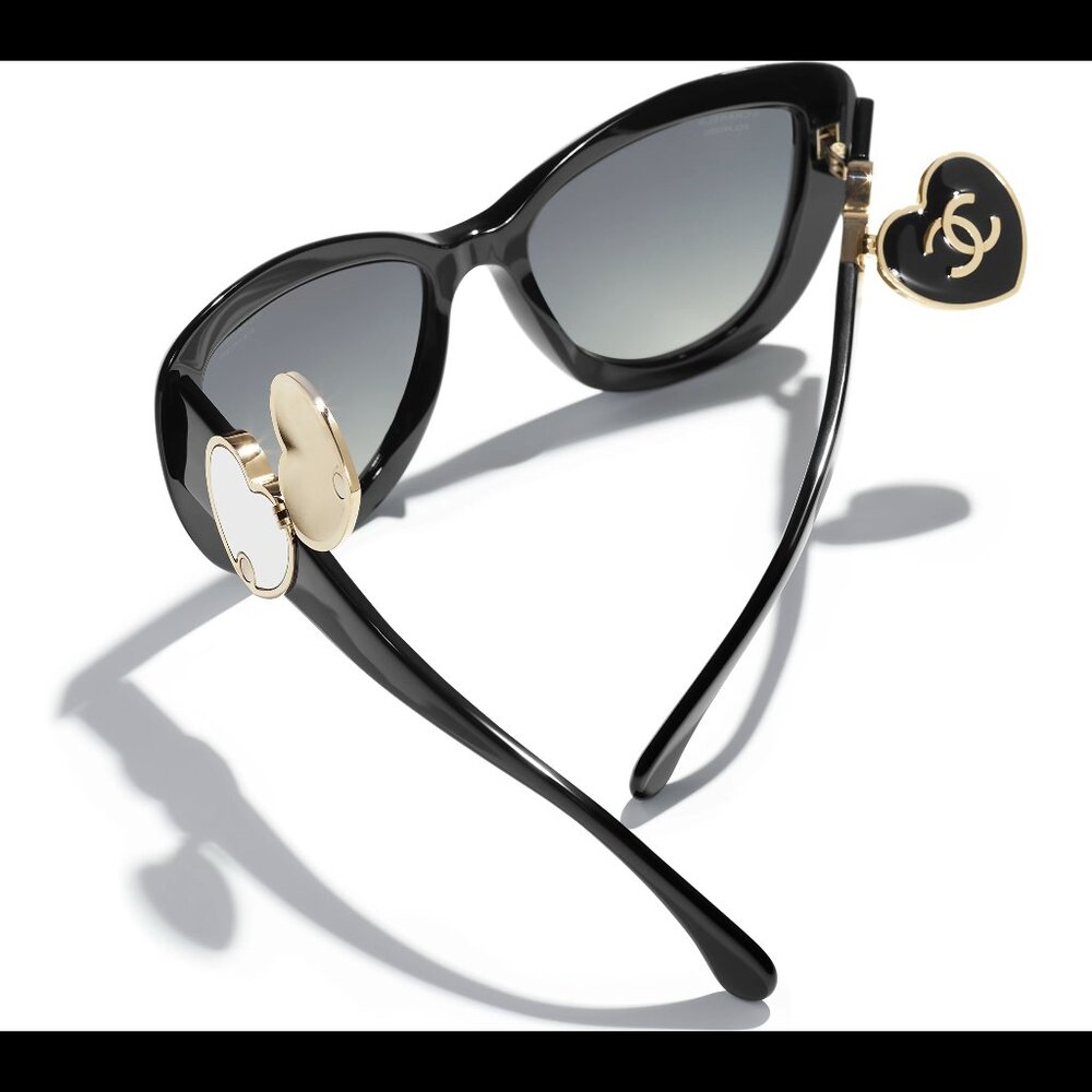 BNIB 100% AUTH CHANEL Butterfly Sunglasses Black Heart Mirrors